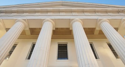 Što sve treba prikazati na stranicama web trgovine?